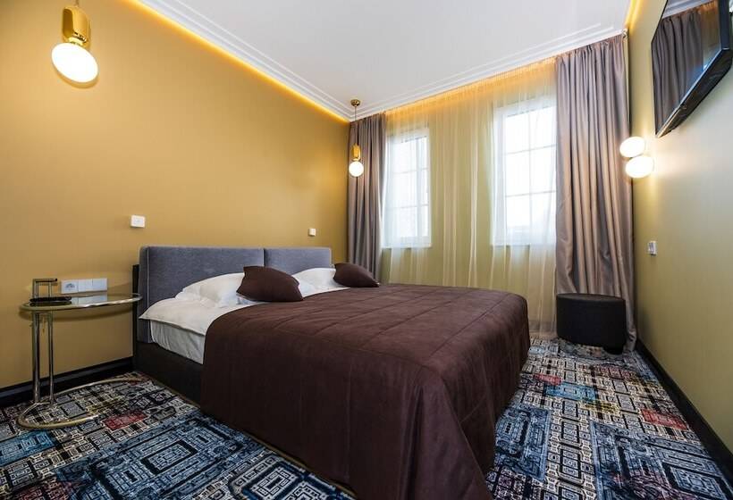 Amsterdam Plaza Hotel & Spa