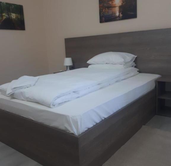 בית מלון כפרי Breaza