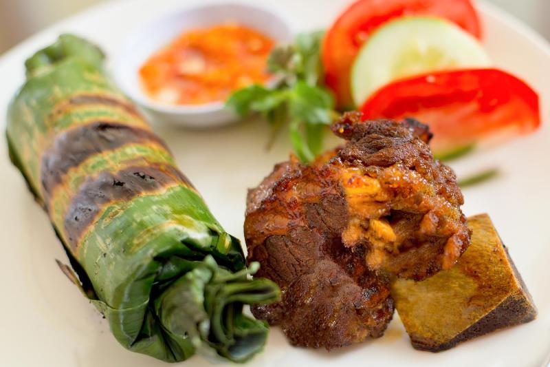 Front One Hotel Purwodadi