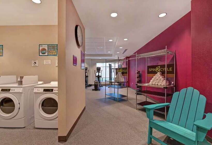 فندق Home2 Suites By Hilton West Palm Beach Airport, Fl