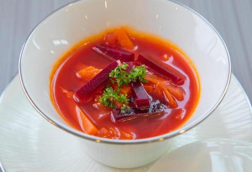 فندق La Vista Furano Hills Natural Hot Spring