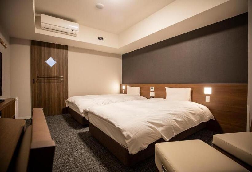 فندق La Vista Furano Hills Natural Hot Spring