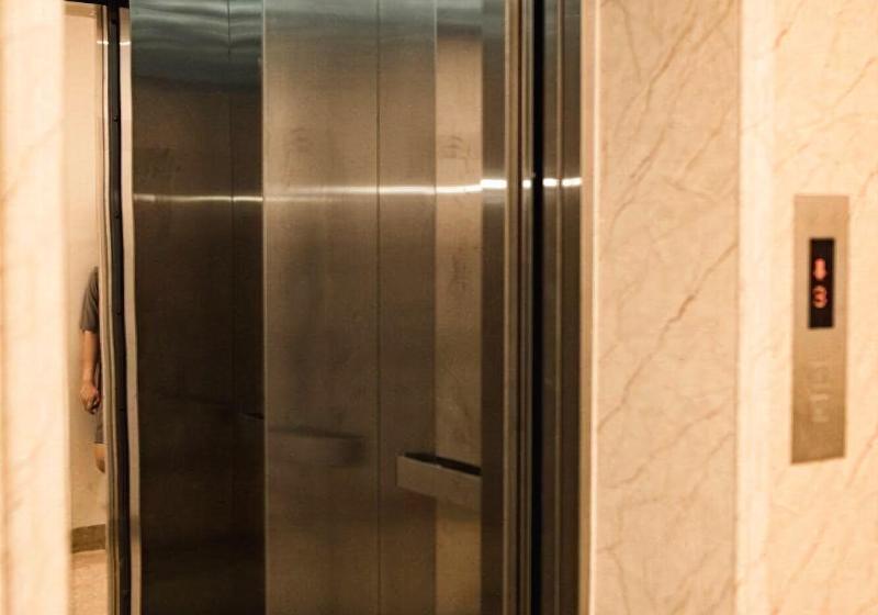 هتل New Sky Airport