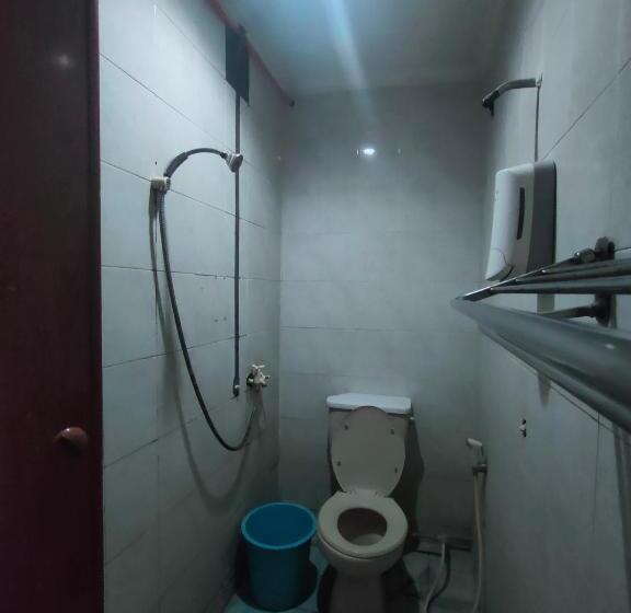 בית מלון כפרי Syariah Taman Cibinong 2 By Fph