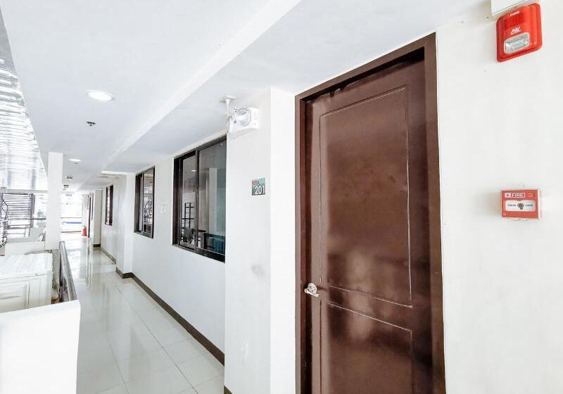 בית מלון כפרי Reddoorz Plus Near Ateneo De Davao