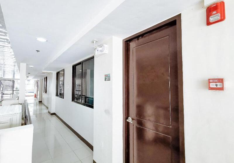 בית מלון כפרי Reddoorz Plus Near Ateneo De Davao