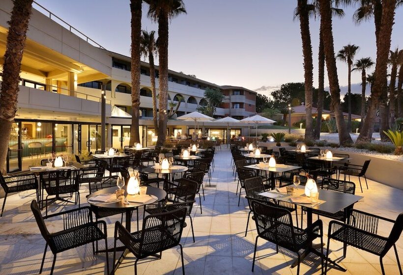 هتل The Signature Level at Grand Palladium Sicilia Resort & Spa
