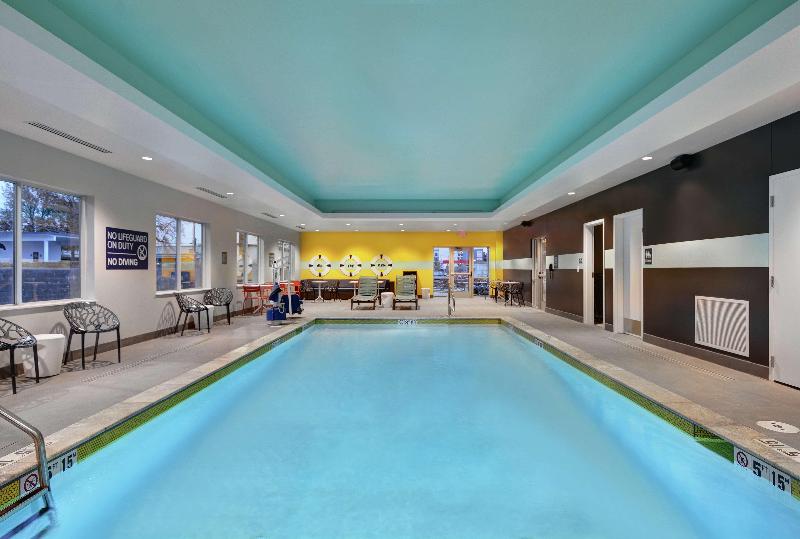 هتل Tru By Hilton Springfield Downtown