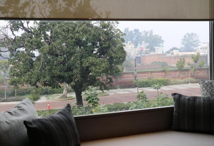 Welcomhotel By Itc Hotels, Raja Sansi, Amritsar