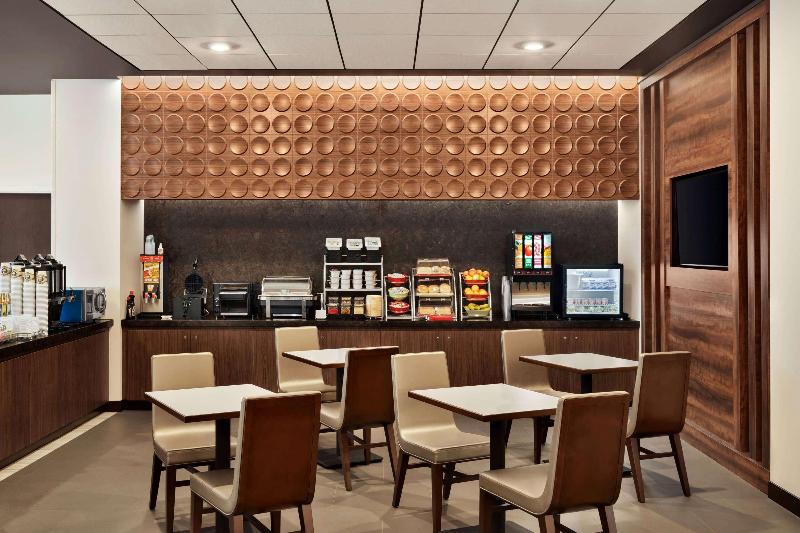 酒店 Courtyard By Marriott Seattle Seatac Airport