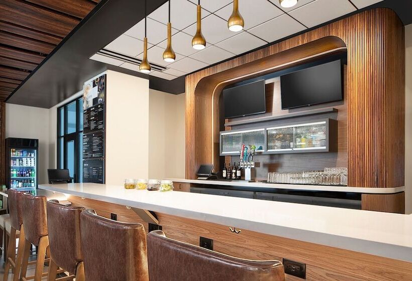 酒店 Courtyard By Marriott Seattle Seatac Airport