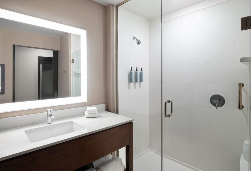 호텔 Courtyard By Marriott Seattle Seatac Airport