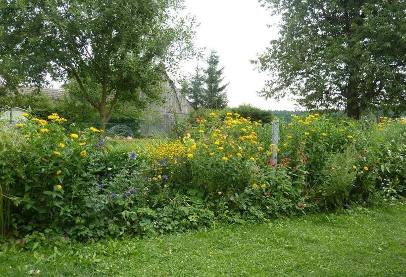 פנסיון Gertis Blumenhof Privatzimmer, Ferienwohnung