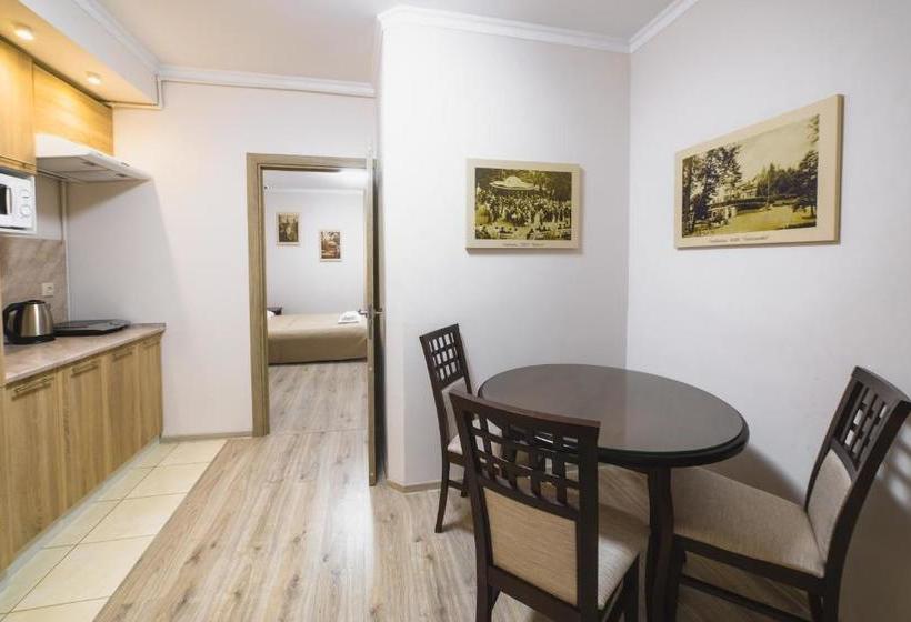 Villa Zhanna Central Park