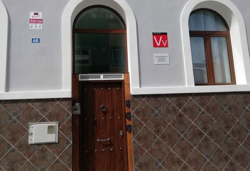 호스텔 Urban Rooms San Roque With Solarium