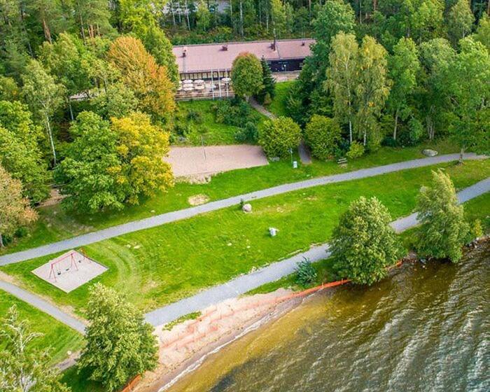 호스텔 Kallhällsbaden Strandhotell