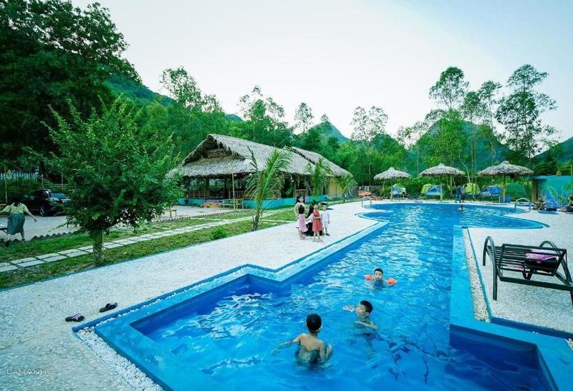 هاستل Woodstock Jungle Camp