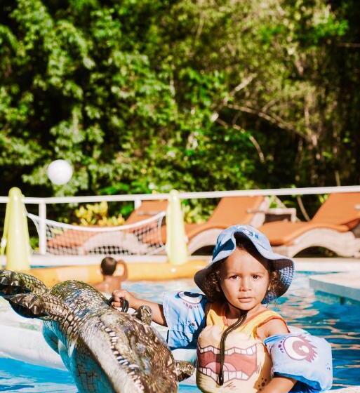 Aves Hotel Montezuma