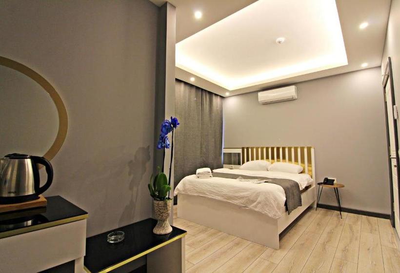 مبيت وإفطار Beylife Suit Otel