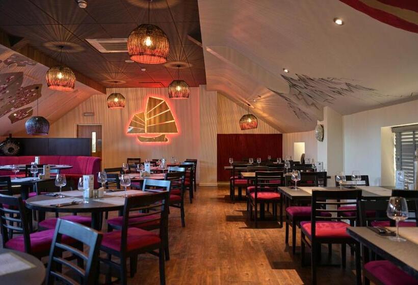 צימר Rooms At The Dressers Arms