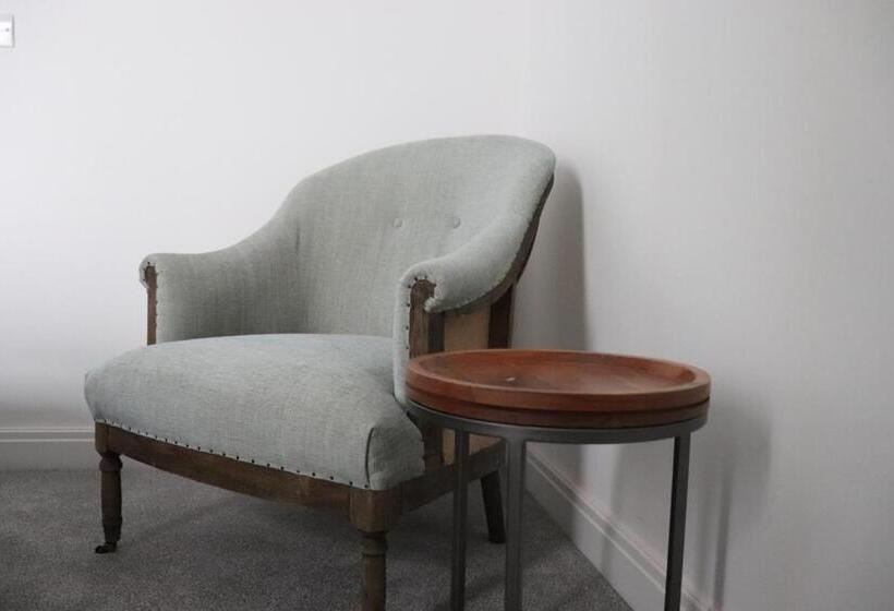 צימר Rooms At The Dressers Arms