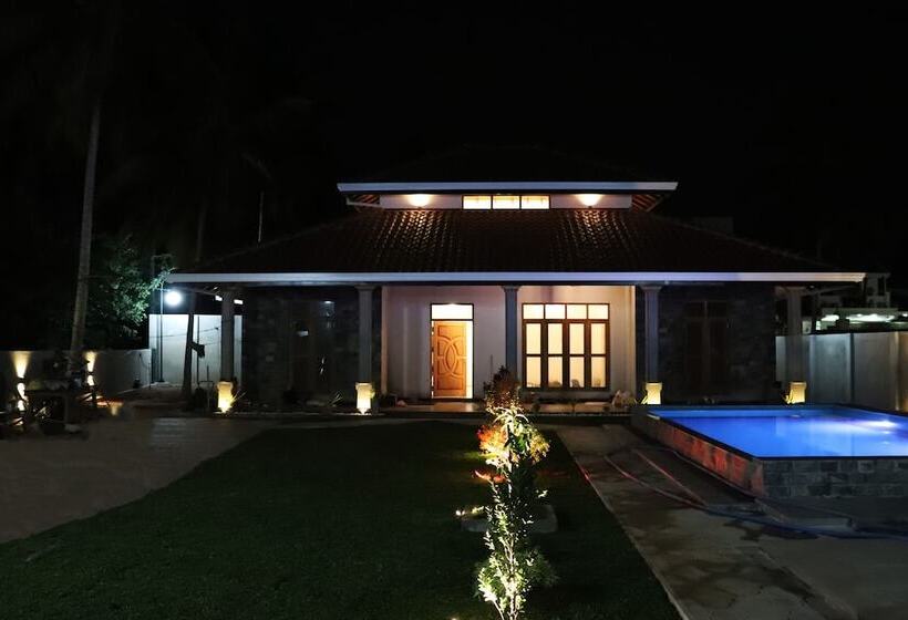 مبيت وإفطار Villa Ananthaya