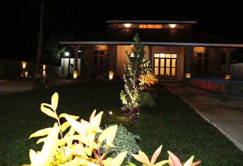 مبيت وإفطار Villa Ananthaya