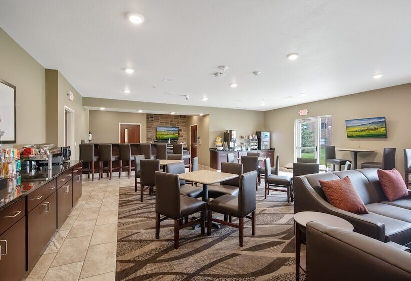 Cobblestone Hotel & Suites Austin