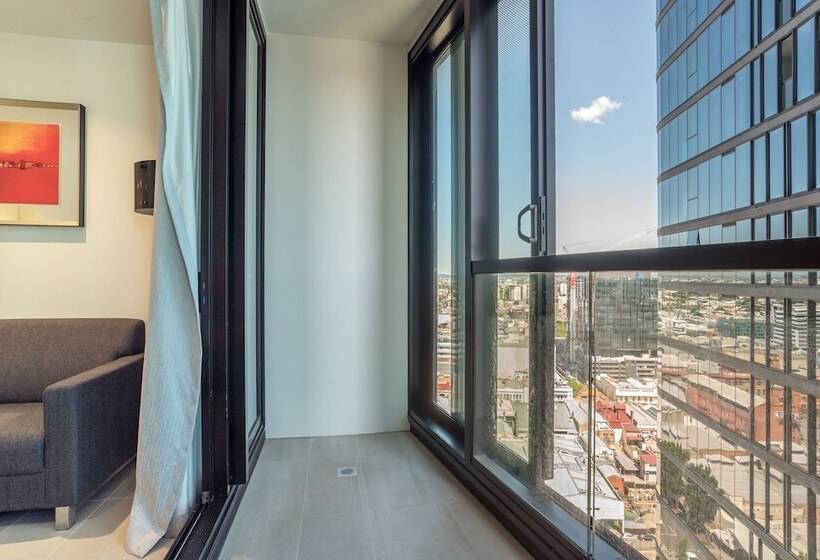 Fv By Serain Residences