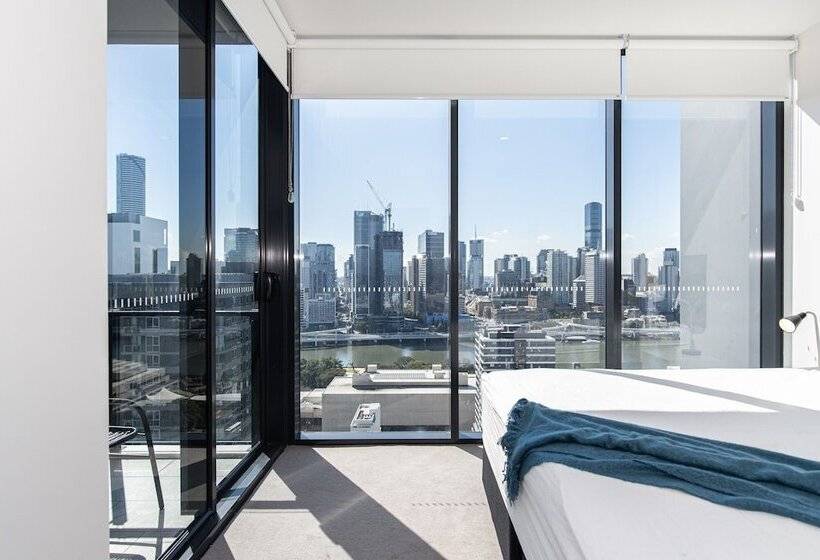 Hostrelax Residences On Merivale