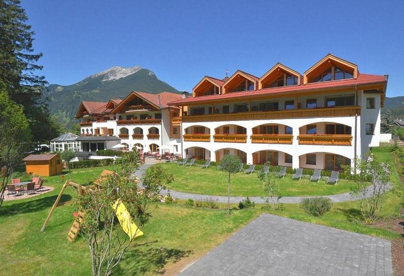 هتل Alpen Residence