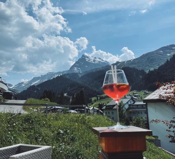 فندق Bradabella   Montafon