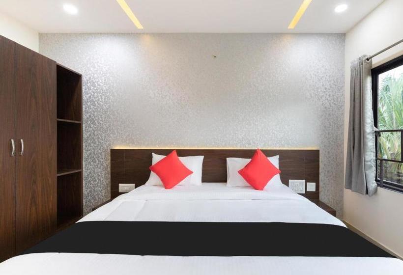 בית מלון כפרי Capital O 41866  Metro Palace