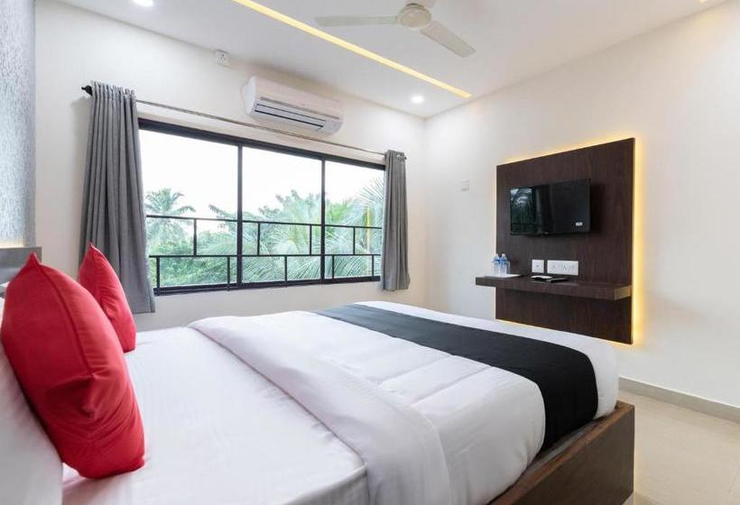 בית מלון כפרי Capital O 41866  Metro Palace