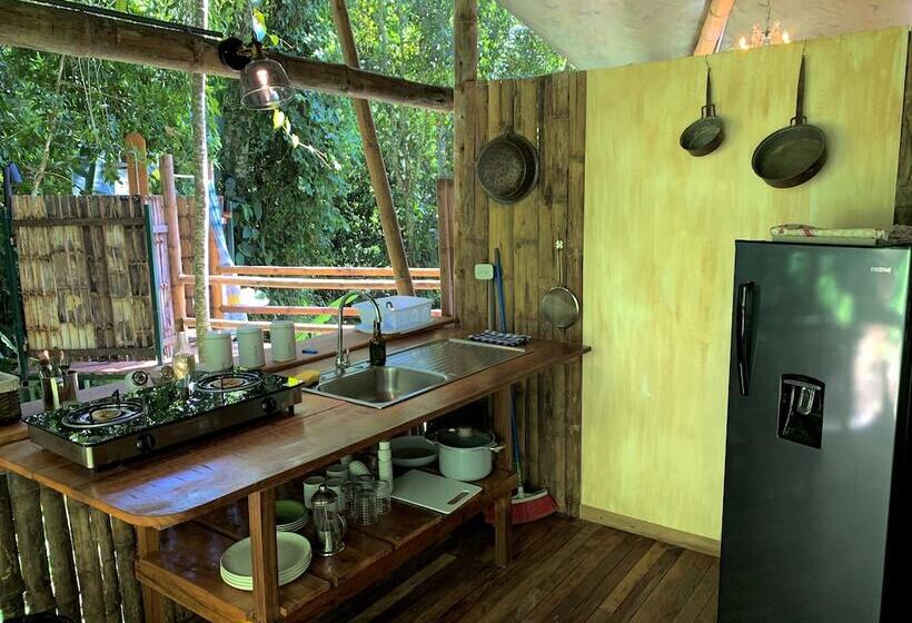 בית מלון כפרי Colina Secreta   Glamping And Villas