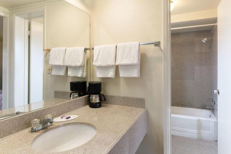 هتل Country Inn & Suites By Radisson, Flagstaff Downtown, Az