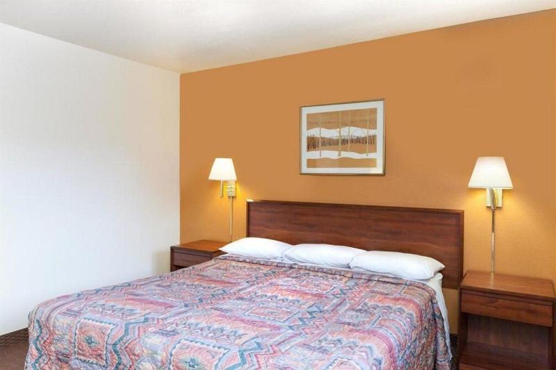 هتل Country Inn & Suites By Radisson, Flagstaff Downtown, Az