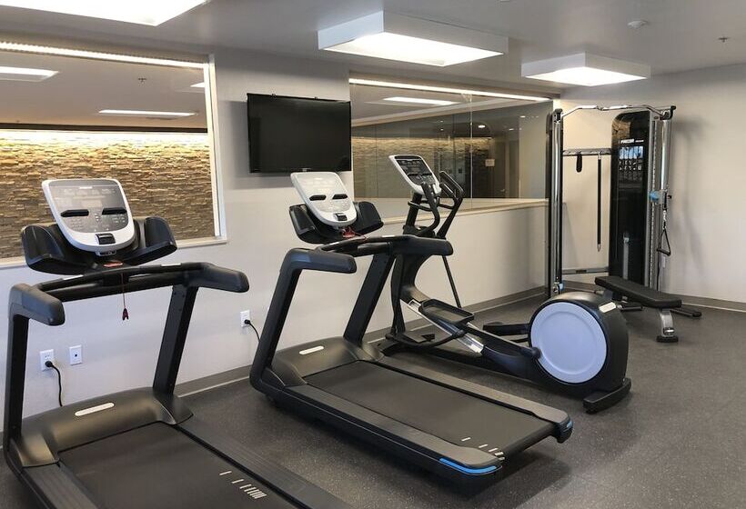 هتل Country Inn & Suites By Radisson, Flagstaff Downtown, Az