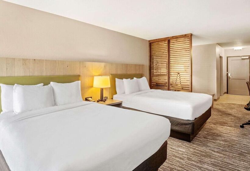 هتل Country Inn & Suites By Radisson, Flagstaff Downtown, Az