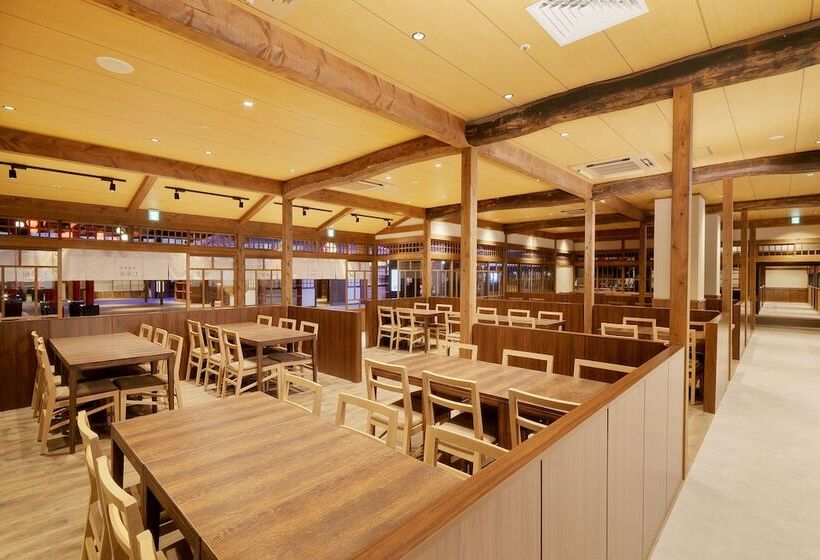 فنادق الكبسولة Yurakujo