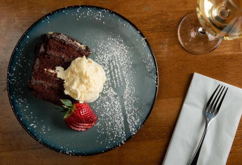 בית מלון כפרי Gunmakers