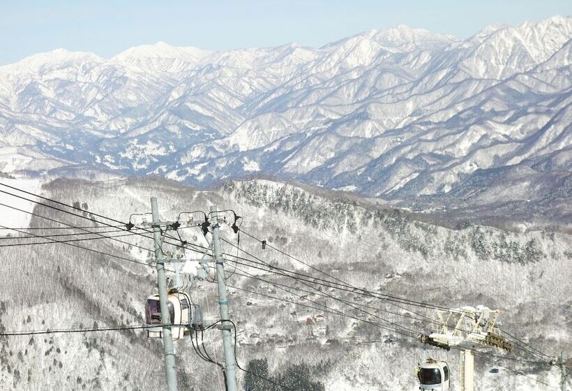 בית מלון כפרי Hakuba Moegi