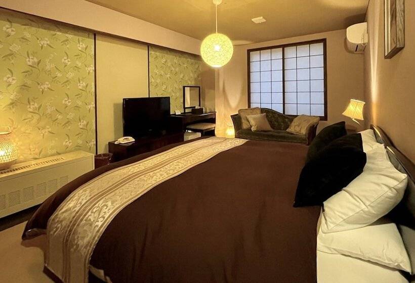 בית מלון כפרי Hakuba Moegi