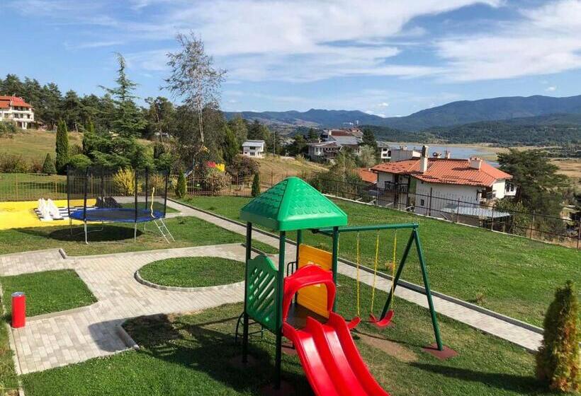 בית מלון כפרי Katalina Spa Resort