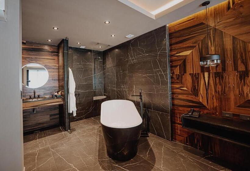 La Urumpta Hotel By Aken Mind