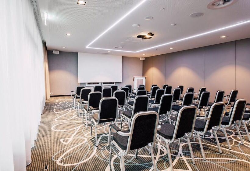 Leonardo Hotel Zurich Airport