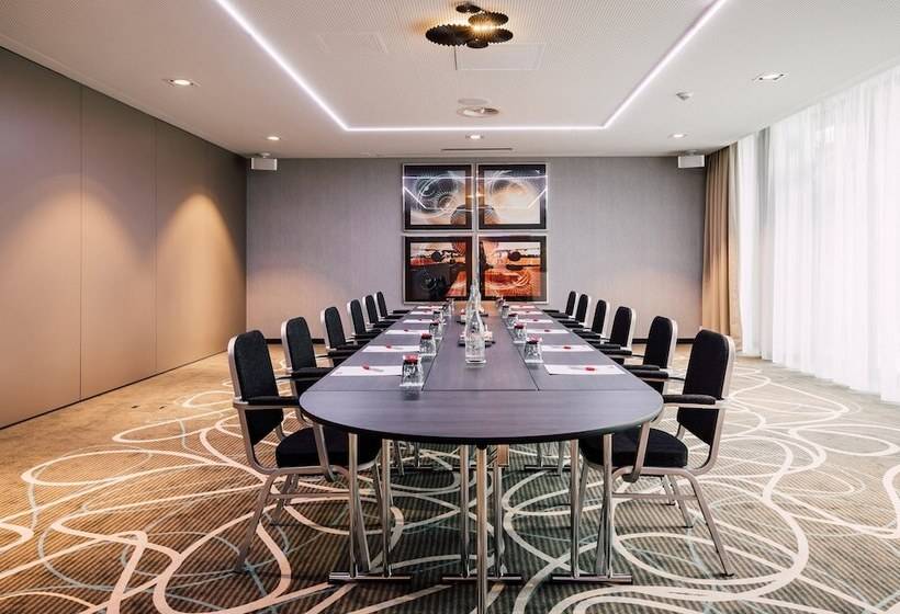 Leonardo Hotel Zurich Airport