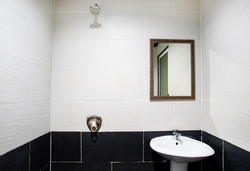 ホテル Oyo 1219 Bbk