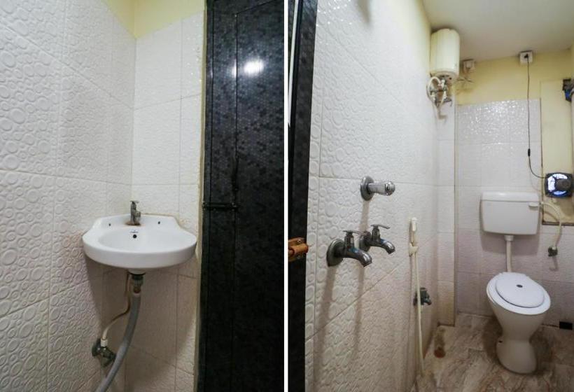 هتل Oyo 3298 Royal Banquet