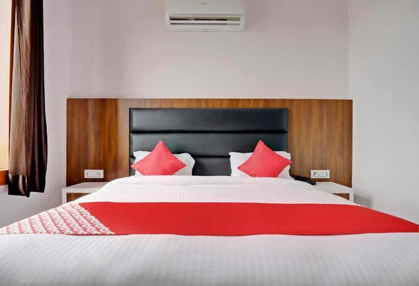 فندق Oyo 49796  Royal Palace